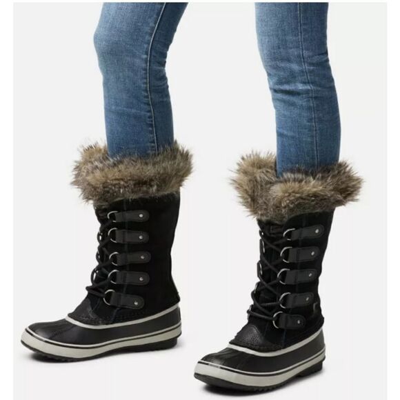 Sorel WOMEN'S JOAN OF ARCTIC™ BOOTS size 8 black